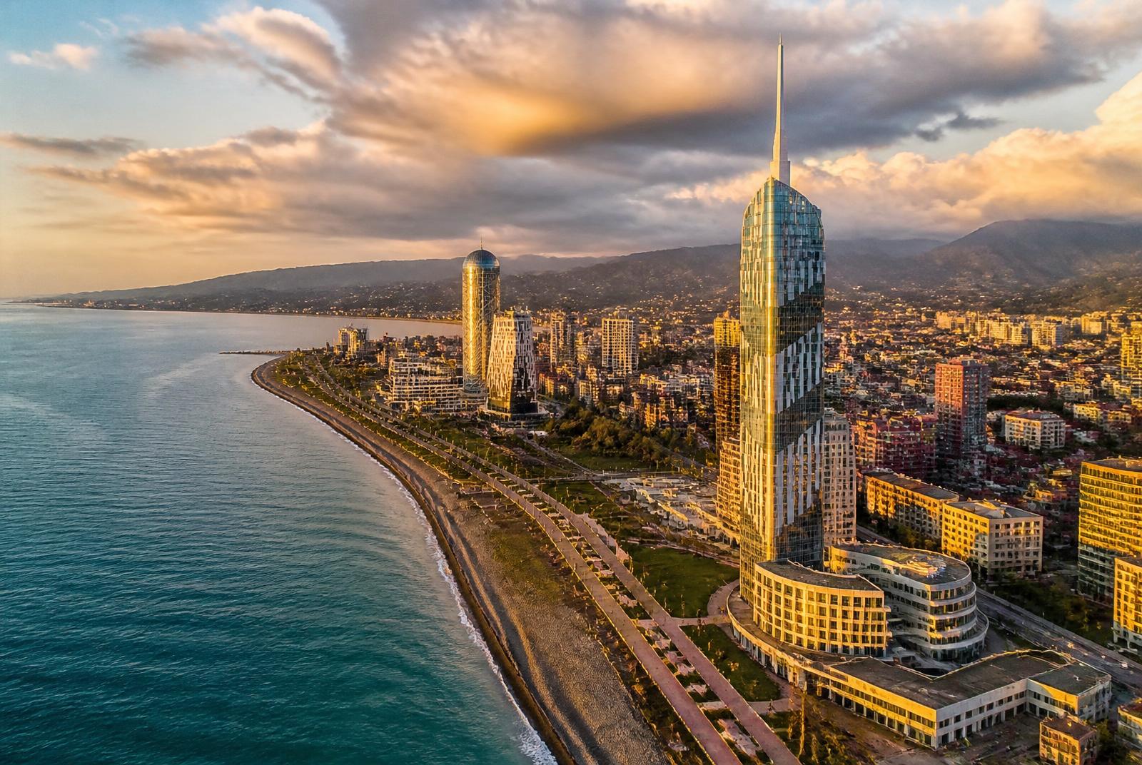 Skyline di Batumi sul Mar Nero